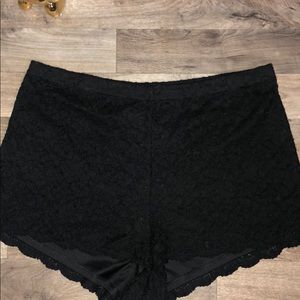 Express Shorts - Black Lace Express Shorts!🖤 Express Shorts - Black Lace Express Shorts!🖤